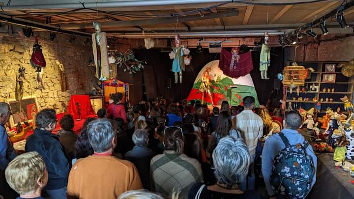 Représentation à Valflaunès pour la festa Vendemia